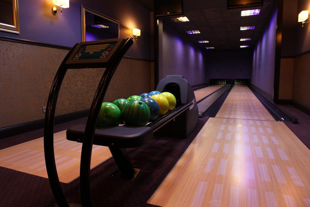 Hotel Afrodyta Business & Spa Радзеёвице Экстерьер фото